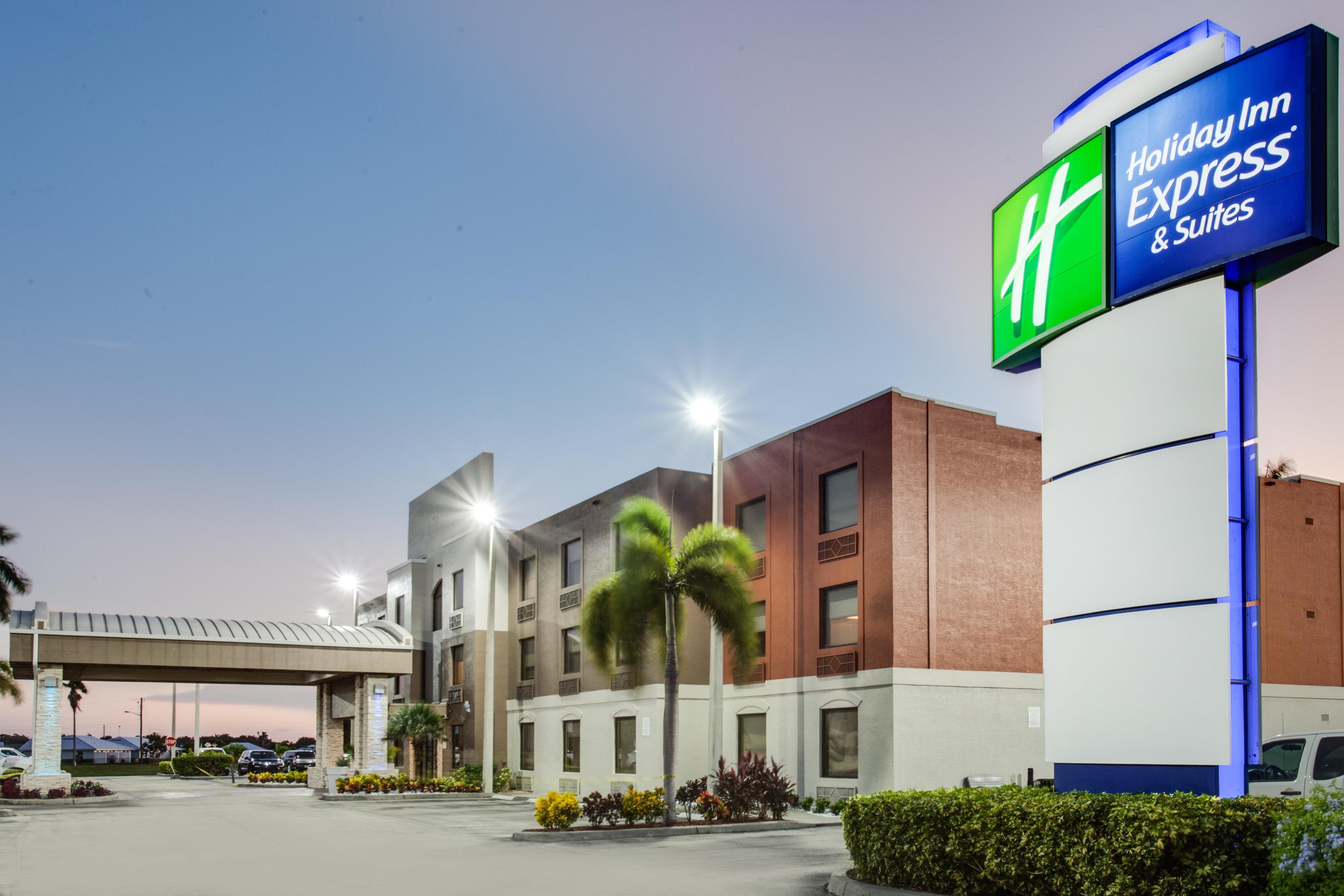 Holiday Inn Express Hotel & Suites Clewiston By Ihg Exterior photo